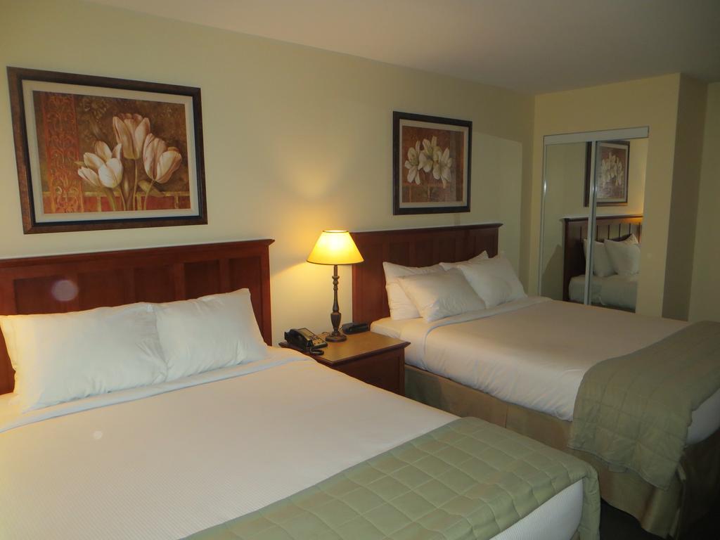 Hotel St-Bernard Saint-Bernard-de-Lacolle Chambre photo