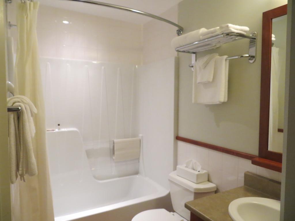 Hotel St-Bernard Saint-Bernard-de-Lacolle Chambre photo